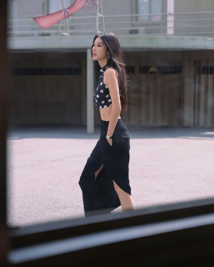 掘地求生游戏截图